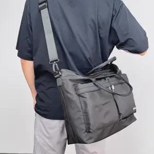 [옷자락]남성 캐주얼 경량 노트북 가방 블랙 토트 크로스