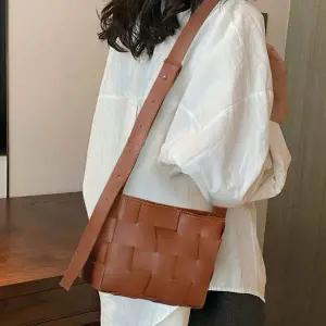 봄가을 패션 여성 작은 크로스백 가로 세로 격자무늬 여성가방30대