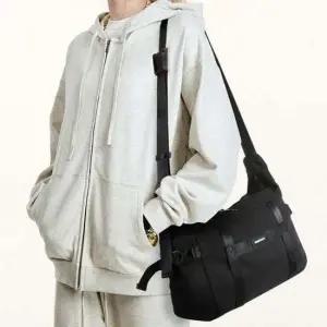 ES7100 ESSENTIALS 패딩 가방 구름백 캐주얼가방 보조 패션잡화 지갑 백팩 덤블