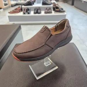 [엘칸토]엘칸토 HC11 소가죽 남성화 B9H6U51J385 (48164237)