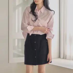 [더나무그림] 여성 스트라이프 무드 코튼 루즈핏 셔츠 블라우스 NCP1BL004 선데이STNB