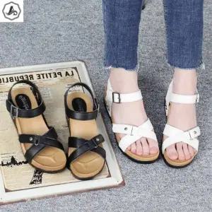 [애슬릿] 통굽 샌들 크로스 버클 키높이 여름 발편한 4.5cm