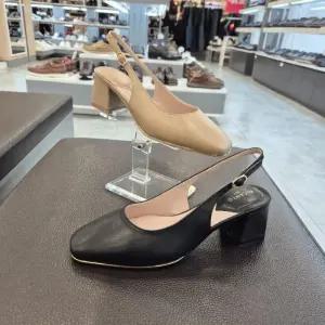 [엘칸토]엘칸토 HC11 양가죽 여성 슬링백 N2M2U61H3J1935 (48023447)