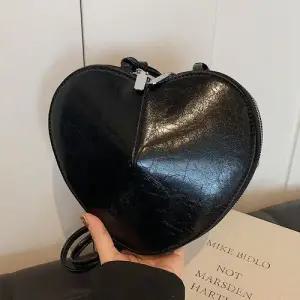 여사친 미니 크라우드 데일리 퓨어 미니백 크로스 하트 백 인기5