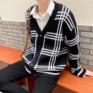 [옷자락]남성 일상용 컬러체크 브이넥 긴팔 니트가디건