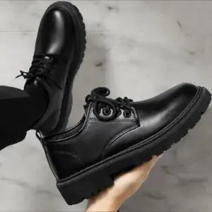 [옷자락]남성 클래식 사무실 무광 로퍼 미끄럼 방지 구두