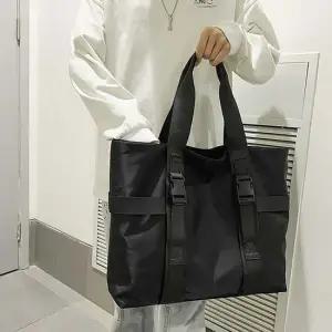 남녀 공용 버클 수납력좋은 빅백 숄더백 나일론가방