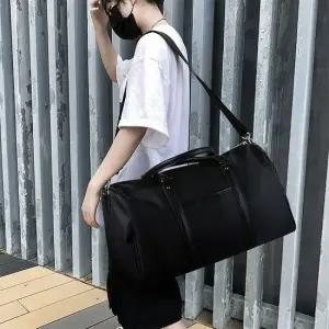 남성 심플 블랙 여행용 대용량 보스턴백 크로스백