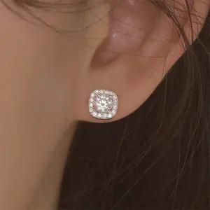 [더블유비엘]14k post 루바 스퀘어 모이사나이트 귀걸이