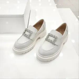 [탠디]by미셸 소가죽소재 5cm굽  발편한 큐빅장식 여성 통굽 로퍼  cc4_CC