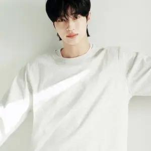 [국내정품] 지오다노 남자 봄 가을 베이직 긴팔 티셔츠