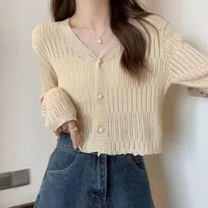 얇고 가벼운 여성 브이넥 펀칭 크롭 간절기 가디건