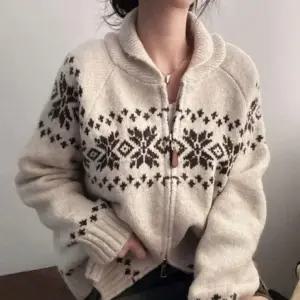 여성 눈꽃패턴 루즈핏 캐주얼 지퍼 니트 가디건