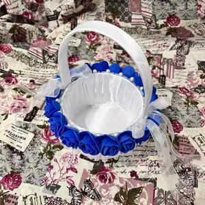 사파이어 블루 꽃과 리본으로 장식된 새틴 신부 부케 바구니 - 웨딩 및 이벤트용