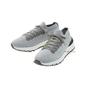 (브루넬로 쿠치넬리) SS26 남성 로고 탭 스니커즈 MZUPMBO252 CB308