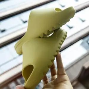 [옷자락]남녀 공용 편안한 일상 홈웨어 슬리퍼