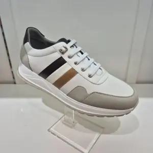 [엘칸토]엘칸토 HC11 소가죽 남성 스니커즈 M3H4U53J939 (48179048)