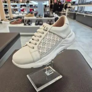 [엘칸토]엘칸토 HC11 양가죽 여성 스니커즈 B2H9U51J310 (48161770)