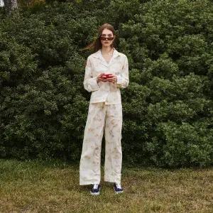 [오르시떼](마산점)여성 G010 뉴욕스케치 긴소매 파자마 세트