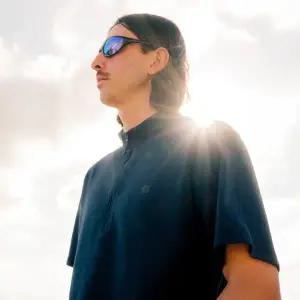 [코오롱스포츠](본점) 남성 베이직 반팔 집업 티셔츠 JWTCM25251DBU