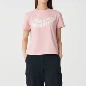 [코오롱스포츠](광주신세계) 여성 레터링 그래픽 반팔 티셔츠 TVTCM25612SAL