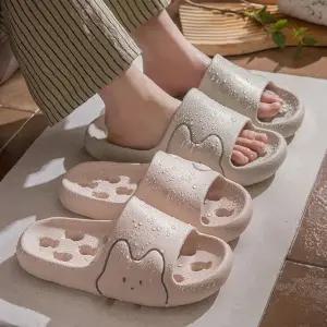 물빠짐 욕실 슬리퍼 화장실 베란다 미끄럼방지 푹신한 쿠션 EVA 귀여운 곰