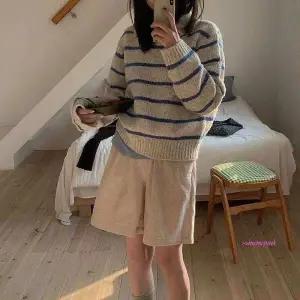 스트라이프 여름용 오픈카라 긴팔 니트웨어zab395