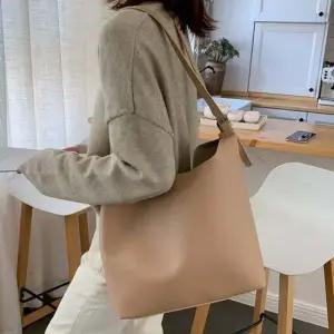 여성숄더백 결혼식하객가방 크로스가방 여성데일리