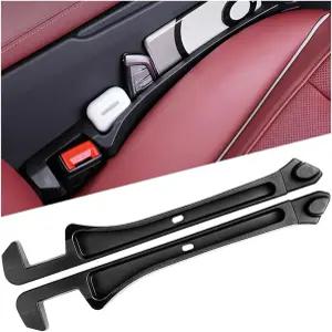 샌드프렌 카시트 갭 필러 낙하 방지를 위한 후크 및 충전 개구가 있는 2PCS PU 가죽 차량 시트 틈새 차단기