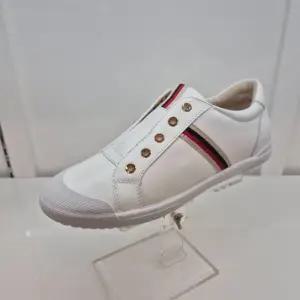 [엘칸토]엘칸토 HC11 소가죽 여성화 F8V3U51H310 (47362083)