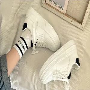 여성키높이운동화 티글 통굽 키높이 운동화 워킹화