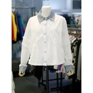 [르니앤맥코이] 세이브존03 [르니앤맥코이] 데님 배색 레이스 포인트 블라우스 AQM (S46176344)