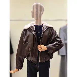 [LINE](신세계 사우스시티)[라인어디션] (N755) 레더 퍼 카라 숏자켓 (NVLTPK9900)