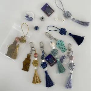 [갓샵] 한국 전통 노리개 태슬 달항아리 고려청자 키링 DIY 만들기 4종 일월오봉도 반가사유상