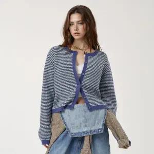 [후아유](의정부점)Multi Stripe Cardigan WHCKF4T93F