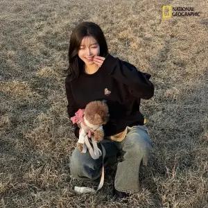 내셔널지오그래픽 동물 와펜 세미 오버핏 맨투맨 N251USW040 N251USW040-IBON