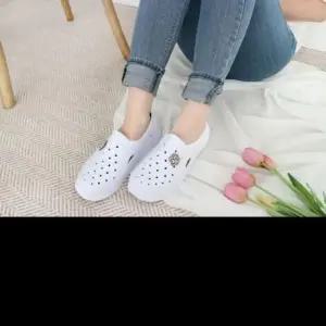 [오노마] ONM 만능화 코코헬로멀티화학생실내화