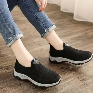 [오노마] ONM 슬립온 스타일 캐주얼 워킹화 데일리 여자 운동화