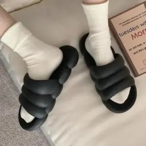 [오노마] ONM 러블리 디자인 남녀공용 키높이 플랫 슬리퍼