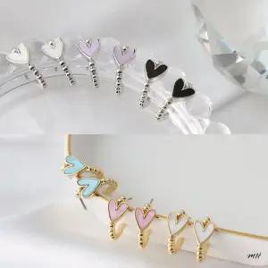 [라일리의류] Rly 하트링 러블리 아크릴 하프 링 패션 티탄침 귀걸이