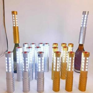 휴대용 스트로브 조명 샴페인 병 스파클러 LED 바톤 서비스 (클럽, 바, 결혼식, KTV, 파티 장식용)