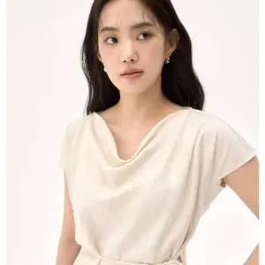 [백화점 홈쇼핑 정품] 로엠 카울넥 블라우스 RMBLF49RT2