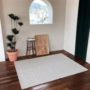 아이방러그 헤링본패턴 사계절 미끄럼방지 물세탁 사각러그 반평