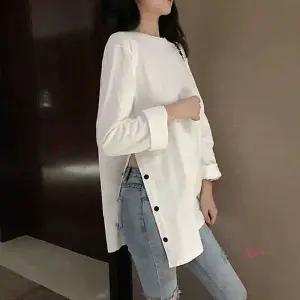 오오티티 여리여리 단추 옆트임 라인 롱티셔츠def499