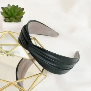 레자 패션 꼬임 헤어포인트 헤어밴드 가죽 머리띠