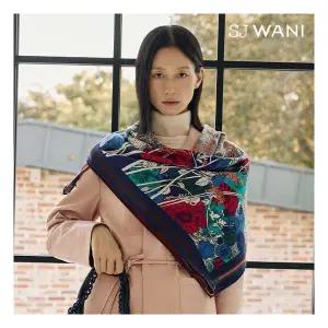 런칭 가격 139,000원 SJ와니 울실크 양면 플라워 숄 스카프 708826