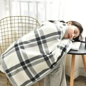 극세사 똑딱이 무릎담요 케이프 어깨 담요 사무실 캠핑 차량 차박 카페 수험생