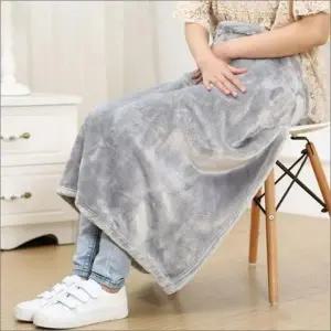 극세사 무릎담요 겨울 블랭킷 담요 75x100 사무실 캠핑 차량 차박 카페 수험생 여행