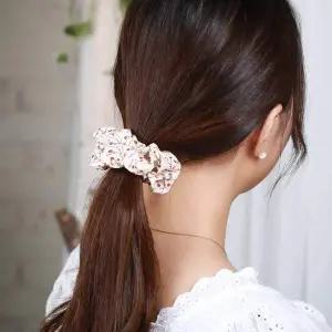 [에이치플러스몰]TBZ 쁘띠플라워 곱창머리끈