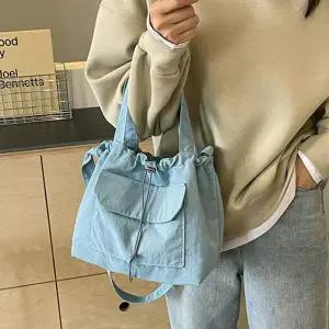 [오너클랜]WL 나일론 데일리 가벼운 크로스 백 여성 가방 블루 여자미니백